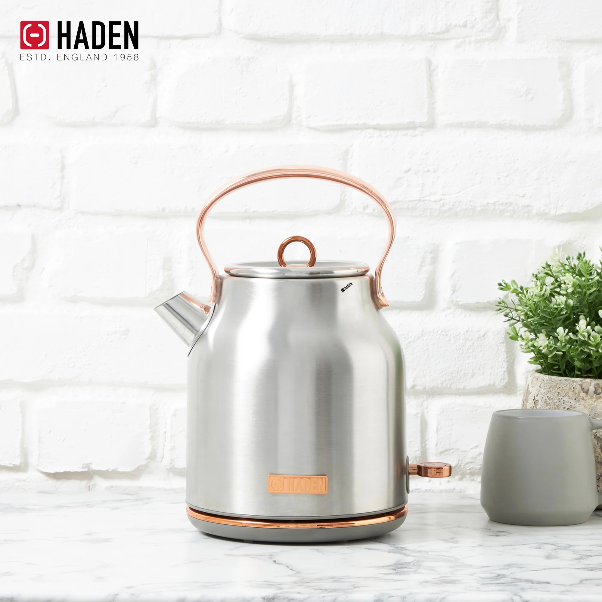 Haden Heritage 1.7 Liter Electric Kettle with 2 Slice Bread Toaster, White