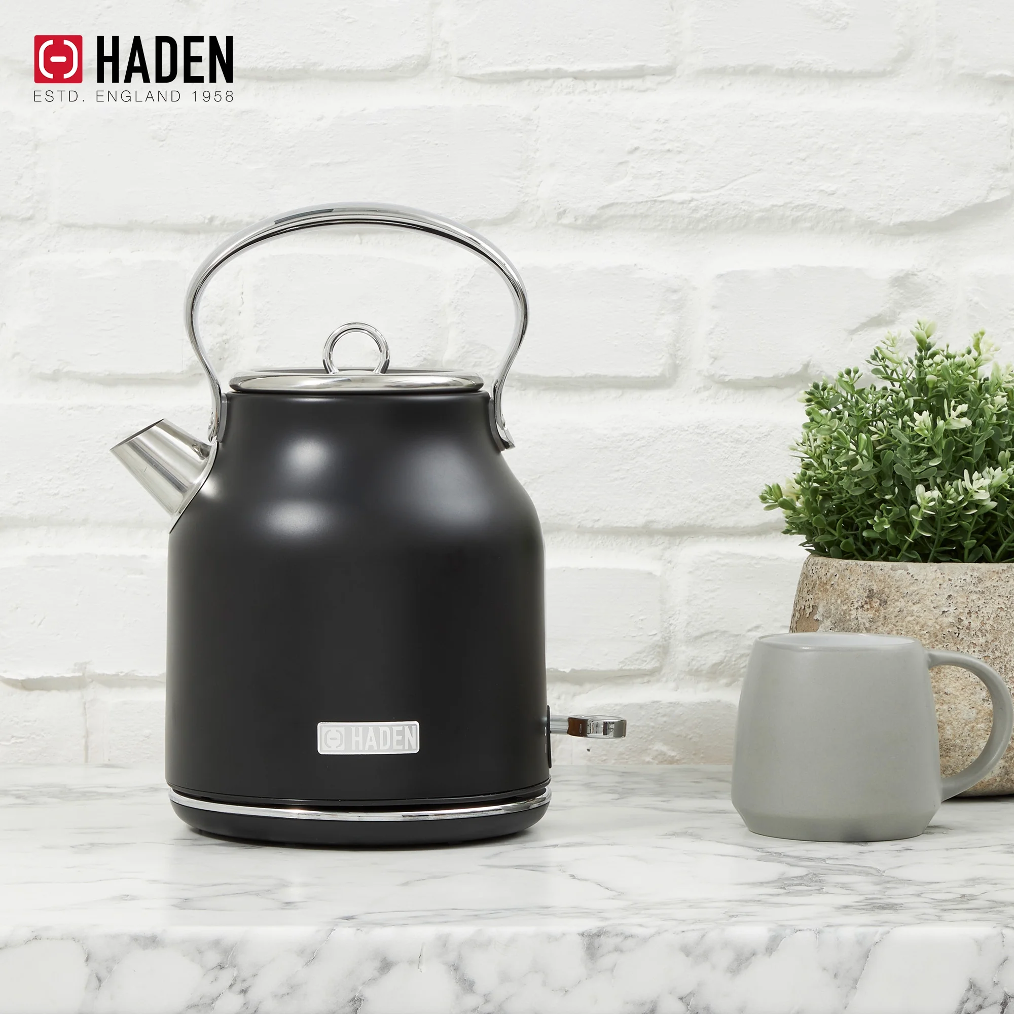 Haden Heritage 1.7 Liter Electric Kettle with 2 Slice Bread Toaster, White