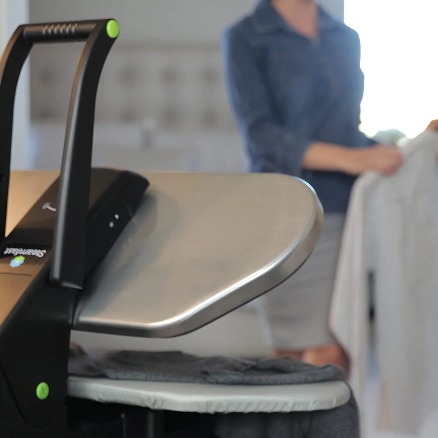 Steamfast SF-680 Digital Steam Press with Multiple Fabric Settings